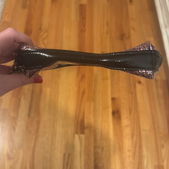 Betsey Johnson Glitter Cosmetic Case - Picture 5 of 5